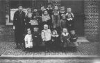 Audregnies : Photo de groupe de l'école communale (1919)
